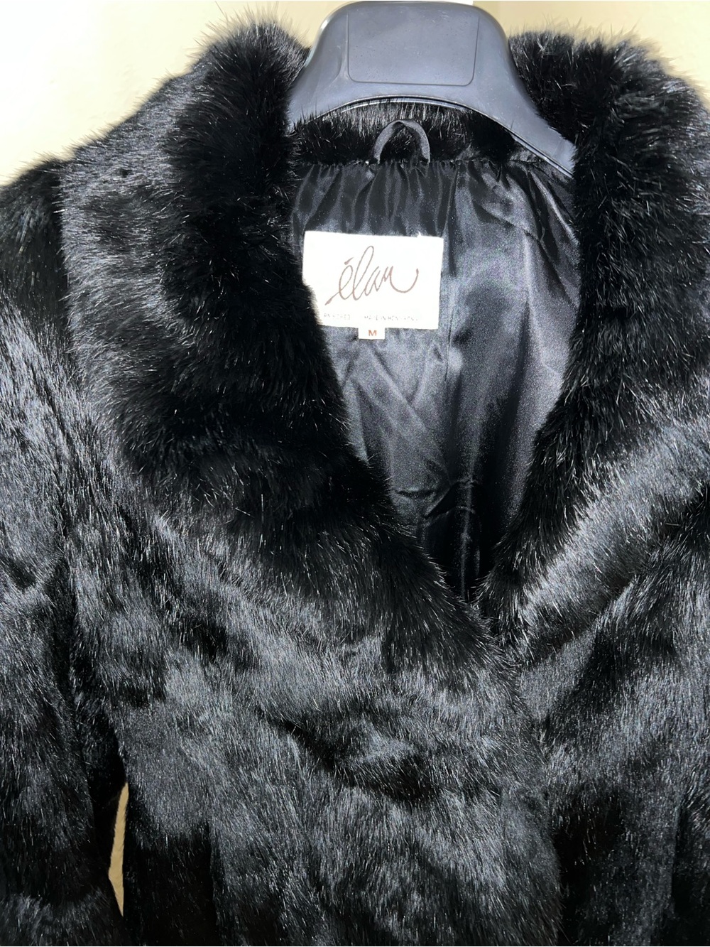 Elan Black Faux Fur Teddy Jacket - Cropped Silhouette - Picture 2 of 6